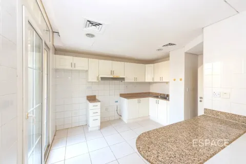 Vila v The Springs, Dubai, SAE 2 ložnice, 153 m² Č.: 737950 - fotografie 11