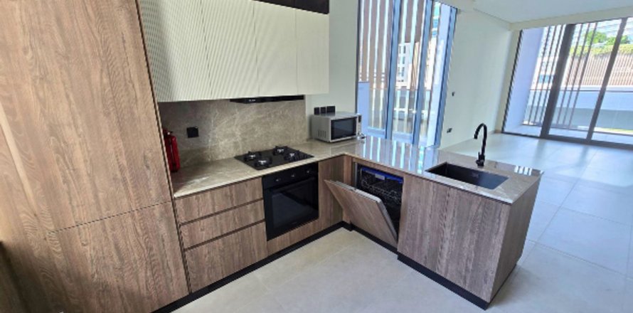 Business Bay, Dubai, UAE의 아파트 침실 2개, 120제곱미터 번호 679724