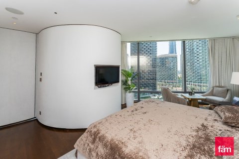 Apartmen di Downtown Dubai (Downtown Burj Dubai), UAE 1 bilik tidur, 97.6 meter persegi № 679723 - foto 11