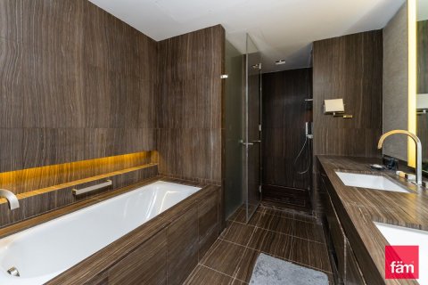 Apartmen di Downtown Dubai (Downtown Burj Dubai), UAE 1 bilik tidur, 97.6 meter persegi № 679723 - foto 15