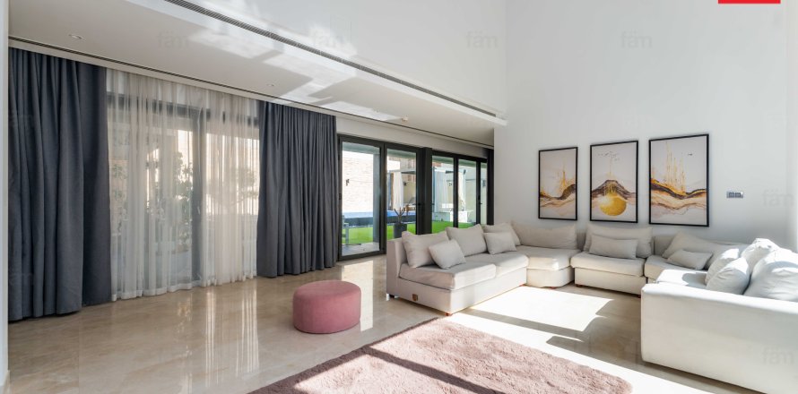 Vila di Dubai, UAE 4 bilik tidur, 559.1 meter persegi № 679725