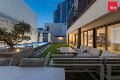 Vila di Dubai, UAE 4 bilik tidur, 559.1 meter persegi № 679725 - foto 20