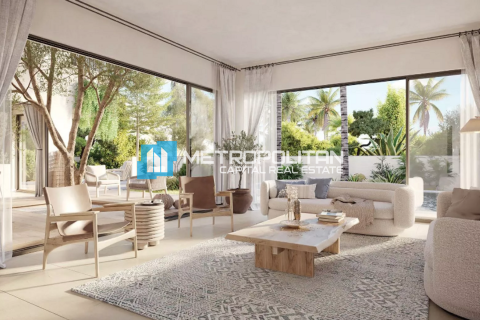 Vilë në Ghantoot, Abu Dhabi, Emiratet e Bashkuara Arabe 4 dhoma gjumi, 592.2 m2. № 694918 - Foto 5