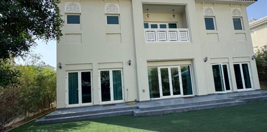 Al Furjan, Dubai, संयुक्त अरब अमीरात में विला, 4 बेडरूम, 610.1 वर्ग मीटर, संख्या 645003