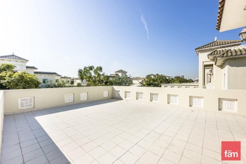 Al Furjan, Dubai, संयुक्त अरब अमीरात में विला, 4 बेडरूम, 610.1 वर्ग मीटर, संख्या 645003 - फ़ोटो 5