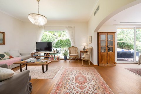 Vila di Meadows, Dubai, UEA 4 kamar tidur, 310.76 m2 nomor 748868 - foto 2