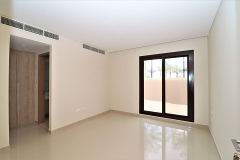 Вилла Muwaileh Commercial, Шарджа, БАӘ-да 5 жатын бөлмелер, 387.41 м² № 748873 - фото 5
