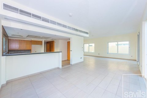 Villa itt: Jumeirah Park, Dubai, EAE, 4 hálószoba, 538.84 m², azonosító: 755345 - fénykép 2