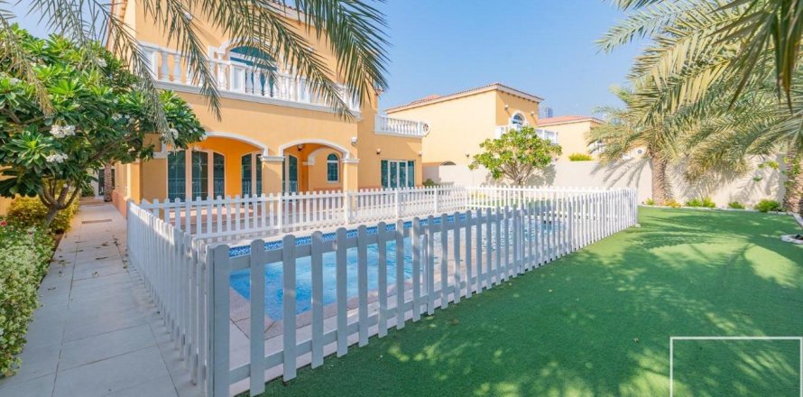 阿联酋 Dubai Jumeirah Park 别墅  5 卧, 757.9 平方米 , 编号 755346