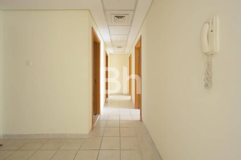 Apartmen di Discovery Gardens, Dubai, UAE 2 bilik tidur, 133 meter persegi № 643070 - foto 1