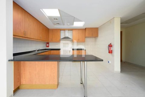 Apartmen di Discovery Gardens, Dubai, UAE 2 bilik tidur, 133 meter persegi № 643070 - foto 4