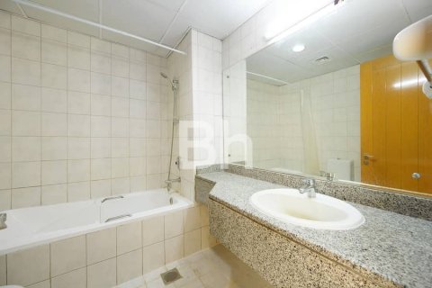 Apartmen di Discovery Gardens, Dubai, UAE 2 bilik tidur, 133 meter persegi № 643070 - foto 11