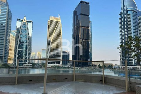 Huoneisto Jumeirah Lake Towers, Dubai, Arabiemiraatit 1 makuuhuone, 69 m2 № 643066 - kuva 12