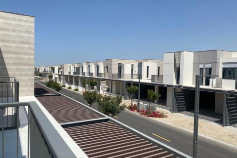 Stadthaus zur Miete in Arabian Ranches 3, Dubai, VAE 3 Schlafzimmer, 128.58 m2 Nr. 750998 - Foto 3