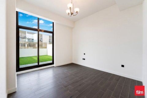 Řadový dům v Dubai, SAE 4 ložnice, 187.2 m² Č.: 669712 - fotografie 12