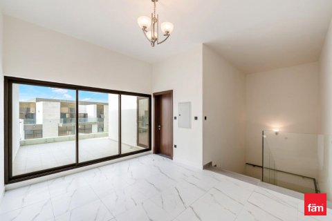 Řadový dům v Dubai, SAE 4 ložnice, 187.2 m² Č.: 669712 - fotografie 28