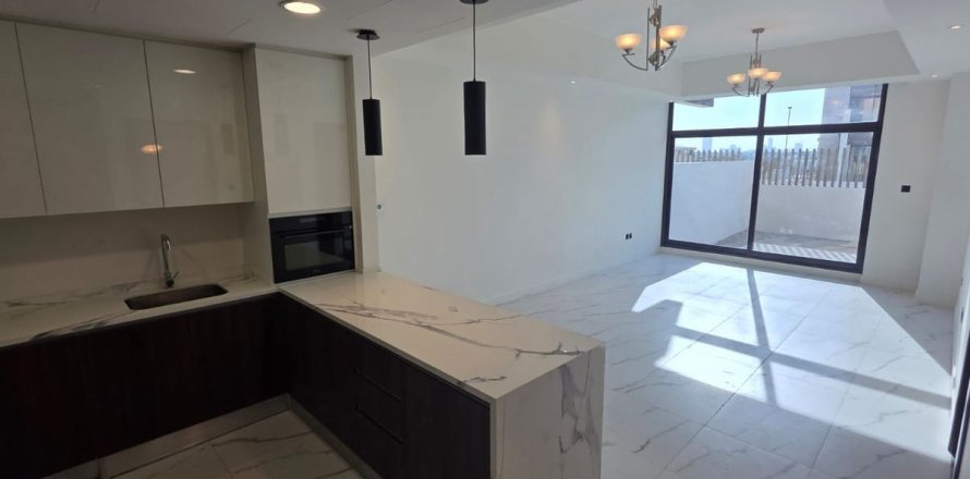 Shtëpi në qytet në Dubai, Emiratet e Bashkuara Arabe 5 dhoma gjumi, 187.2 m2. № 669712