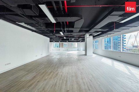 مكتب للإيجار في الخليج التجاري، دبي، الإمارات العربية المتحدة 185.2 متر مربع ، رقم 678423 - صورة 1