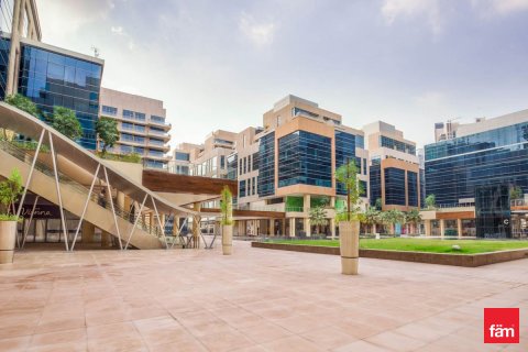 مكتب للإيجار في الخليج التجاري، دبي، الإمارات العربية المتحدة 185.2 متر مربع ، رقم 678423 - صورة 15