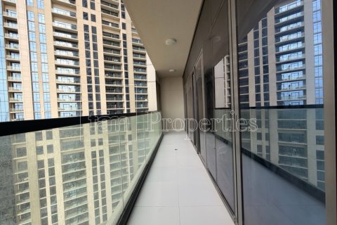 Apartment in Business Bay, Dubai, UAE 2 bedrooms, 76.4 sq.m. № 678426 - photo 11