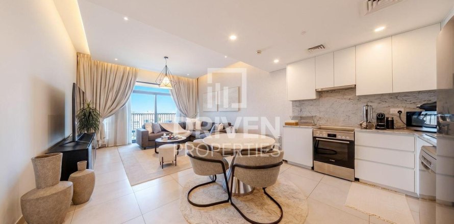 Apartment i Umm Suqeim, Dubai, UAE 1 soveværelse, 71.91 kvm № 745904