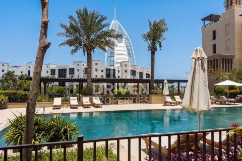 Apartment til leje i Umm Suqeim, Dubai, UAE 1 soveværelse, 71.91 kvm № 745904 - foto 14