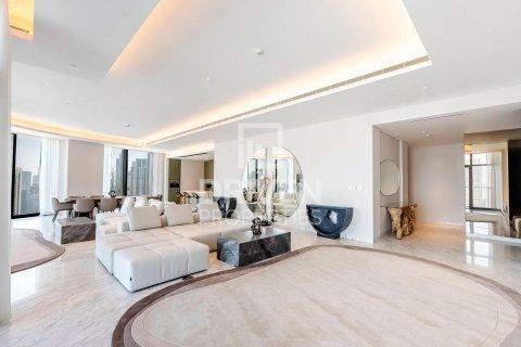 Apartament në Downtown Dubai (Downtown Burj Dubai), Dubai, Emiratet e Bashkuara Arabe 4 dhoma gjumi, 480.87 m2. № 744961 - Foto 3