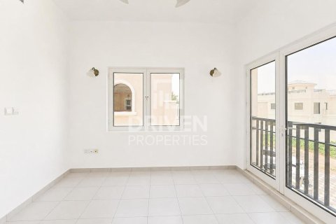 Villa en alquiler en The Villa, Dubai, EAU 5 dormitorios, 555.56 m2 № 745052 - foto 10