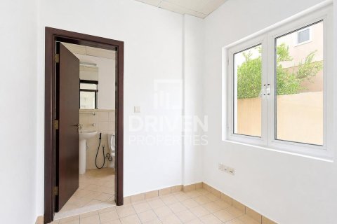 Villa en alquiler en The Villa, Dubai, EAU 5 dormitorios, 555.56 m2 № 745052 - foto 19