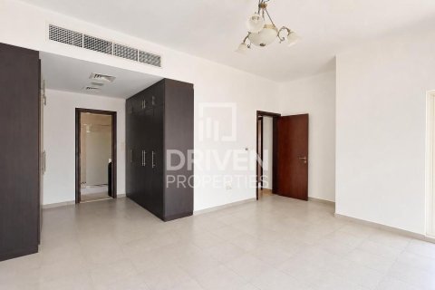 Villa en alquiler en The Villa, Dubai, EAU 5 dormitorios, 555.56 m2 № 745052 - foto 9