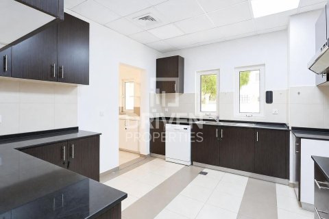 Villa en alquiler en The Villa, Dubai, EAU 5 dormitorios, 555.56 m2 № 745052 - foto 20