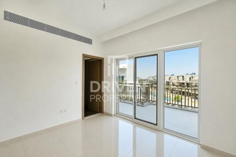 Shtëpi në qytet në Dubai, Emiratet e Bashkuara Arabe 4 dhoma gjumi, 142.61 m2. № 745053 - Foto 4