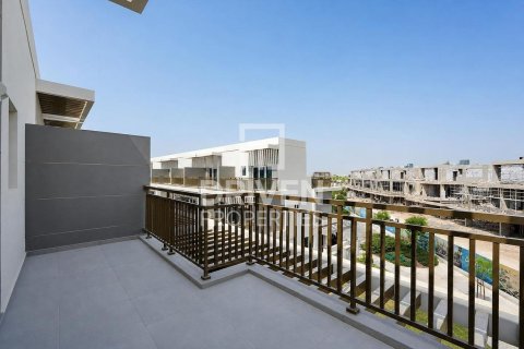 Shtëpi në qytet në Dubai, Emiratet e Bashkuara Arabe 4 dhoma gjumi, 142.61 m2. № 745053 - Foto 19