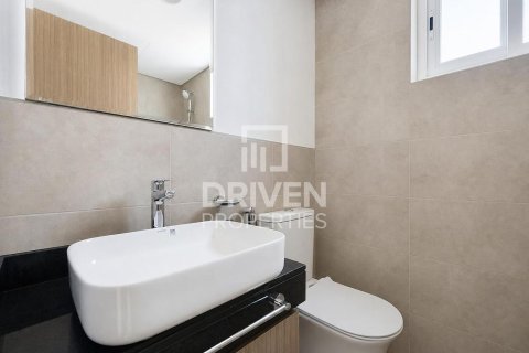 Shtëpi në qytet në Dubai, Emiratet e Bashkuara Arabe 4 dhoma gjumi, 142.61 m2. № 745053 - Foto 15