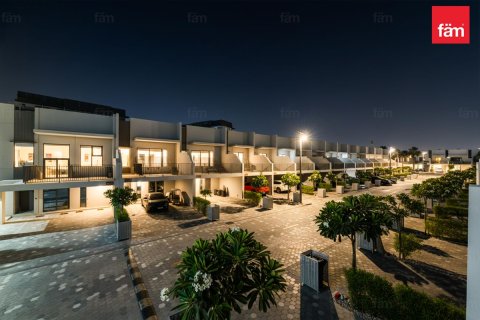 Vila u gradu Mohammed Bin Rashid City, Dubai, UAE 2 spavaće sobe, 110.2 m2 Br. 719009 - Slika 3
