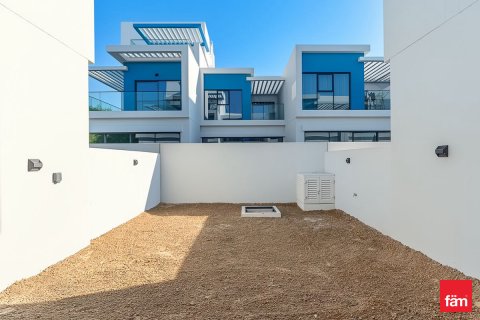 Shtëpi në qytet në Dubai, Emiratet e Bashkuara Arabe 3 dhoma gjumi, 144 m2. № 719007 - Foto 7