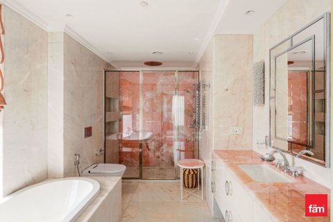 Penthouse à vendre à Dubai, EAU 6 chambres, 523.6 m2 № 719010 - photo 12