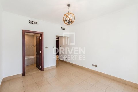 Apartment in Downtown Dubai (Downtown Burj Dubai), UAE 1 bedroom, 85.1 sq.m. № 744953 - photo 7