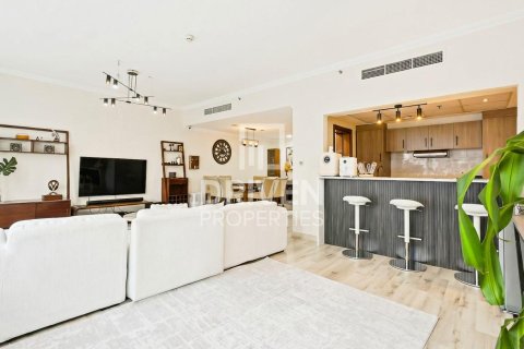 Apartment in Dubai Marina, UAE 2 bedrooms, 137.87 sq.m. № 744958 - photo 1