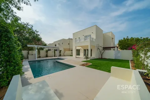 Villa in affitto a Meadows, Dubai, EAU 5 camere da letto, 320 mq. № 738437 - foto 1