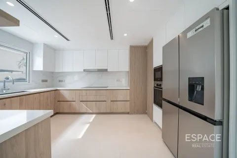 Villa in affitto a Meadows, Dubai, EAU 5 camere da letto, 320 mq. № 738437 - foto 6