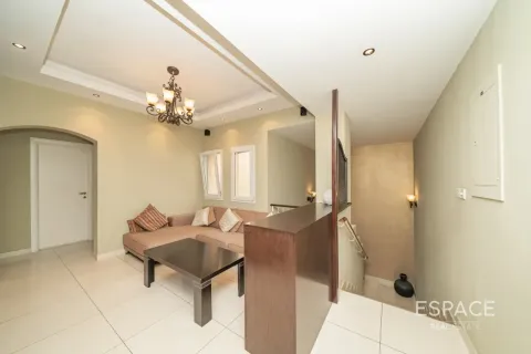 Vila v Meadows, Dubai, SAE 5 ložnice, 354 m² Č.: 738438 - fotografie 6