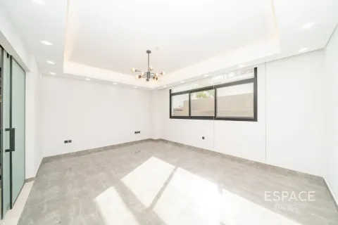 Vila di Al Furjan, Dubai, UAE 5 bilik tidur, 446 meter persegi № 738441 - foto 17