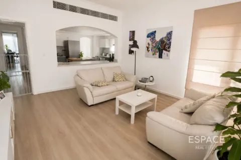 Villa in affitto a Meadows, Dubai, EAU 5 camere da letto, 458 mq. № 738436 - foto 7