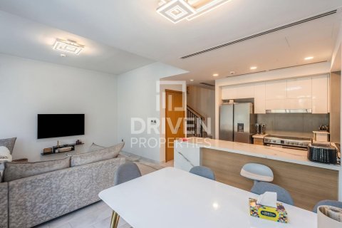 Dubai Land, Dubai, UAE의 판매용 타운하우스 침실 4개, 250제곱미터 번호 755828 - 사진 4