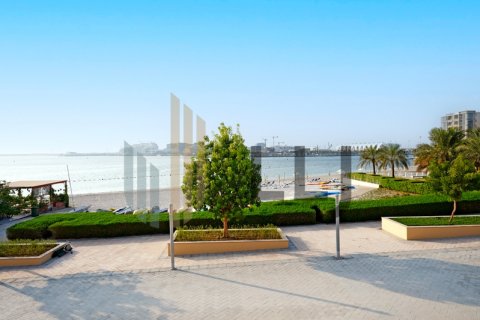 Kuća u nizu u gradu Al Raha Beach, Abu Dhabi, UAE 3 spavaće sobe, 195 m2 Br. 669057 - Slika 1