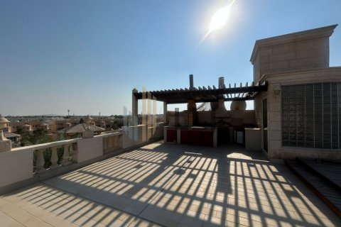 Villa itt: Al Mushrif, Abu Dhabi, EAE, 4 hálószoba, 1411.6 m², azonosító: 669052 - fénykép 21
