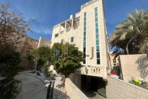Villa itt: Al Mushrif, Abu Dhabi, EAE, 4 hálószoba, 1411.6 m², azonosító: 669052 - fénykép 25