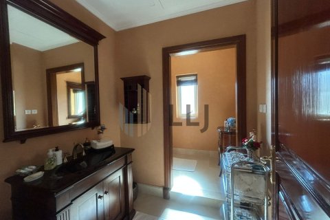 Villa itt: Al Mushrif, Abu Dhabi, EAE, 4 hálószoba, 1411.6 m², azonosító: 669052 - fénykép 20