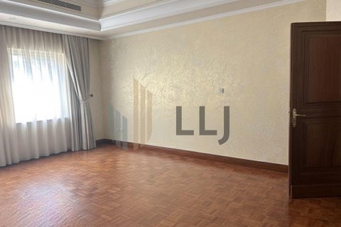 Villa itt: Al Mushrif, Abu Dhabi, EAE, 4 hálószoba, 1411.6 m², azonosító: 669052 - fénykép 16